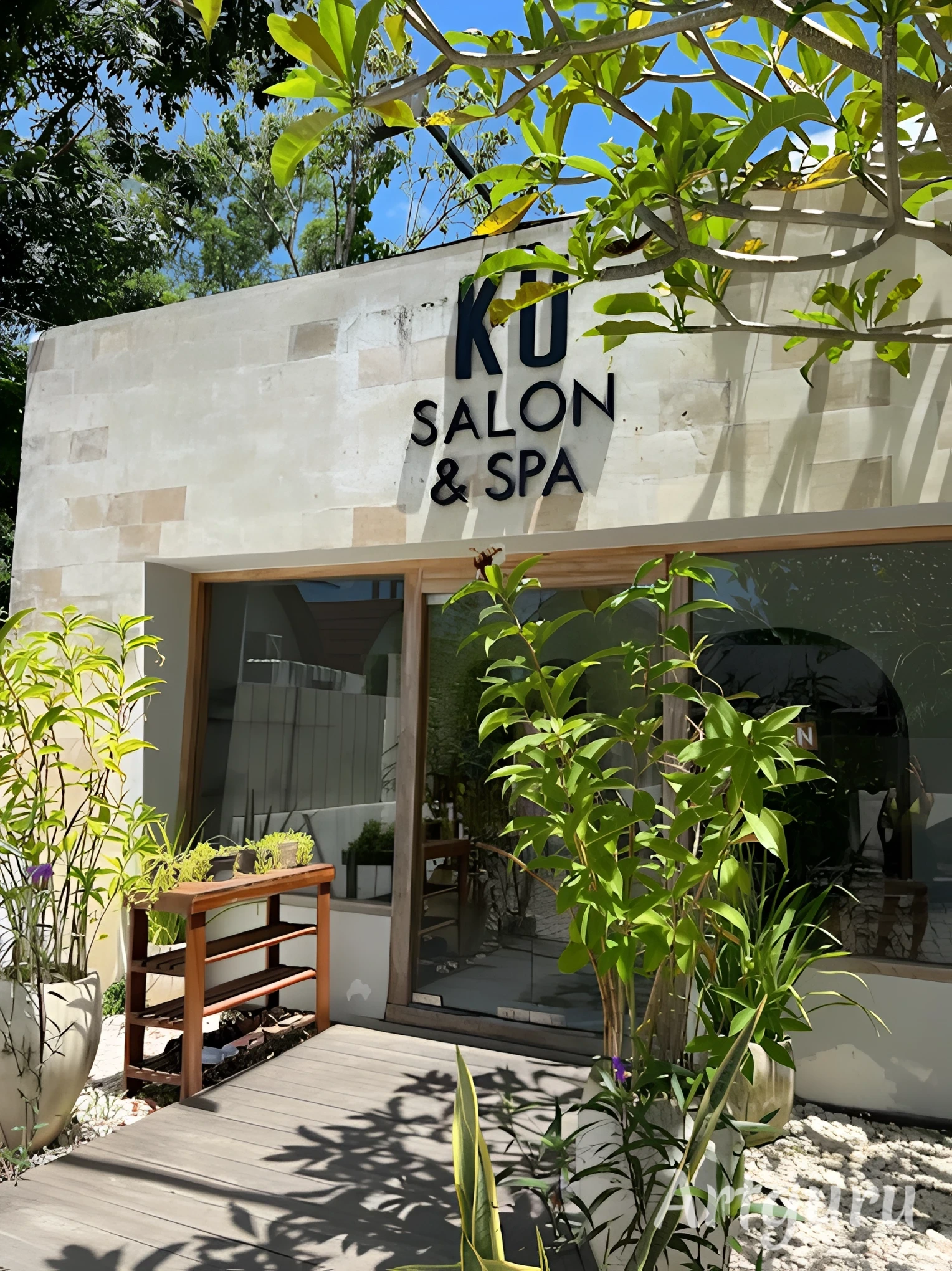 KU SALON AND SPA